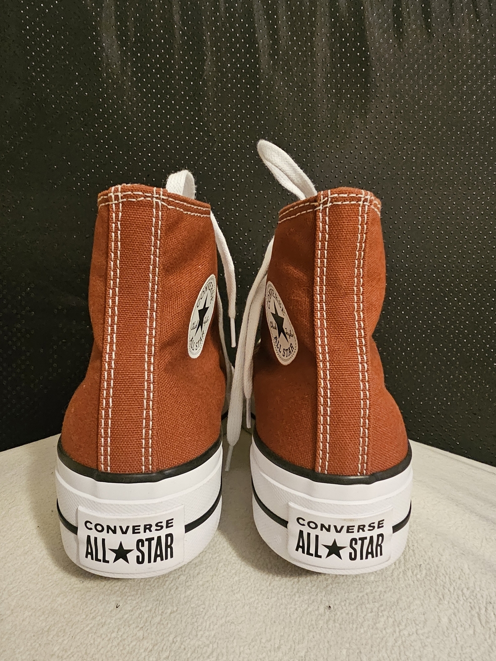 NEW! CONVERSE Wms Lift High-Top Platform Sneakers In Ritual Red/White/black SZ 6 - Picture 7 of 12